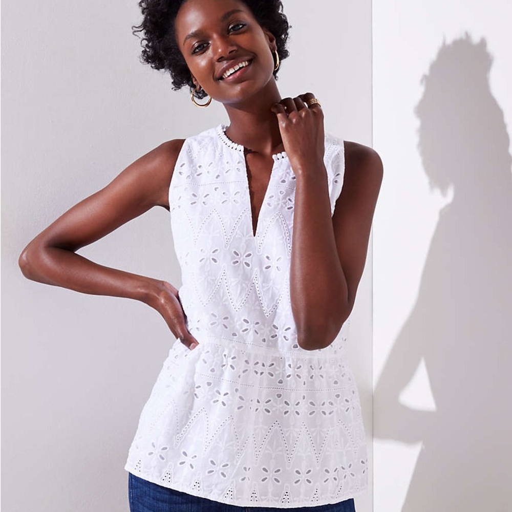 Loft White Eyelet Sleeveless Top size petite large